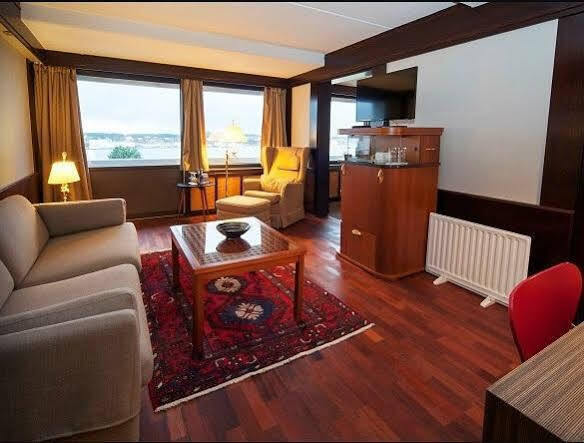 Radisson Blu Hotel, Хёугесунн Экстерьер фото